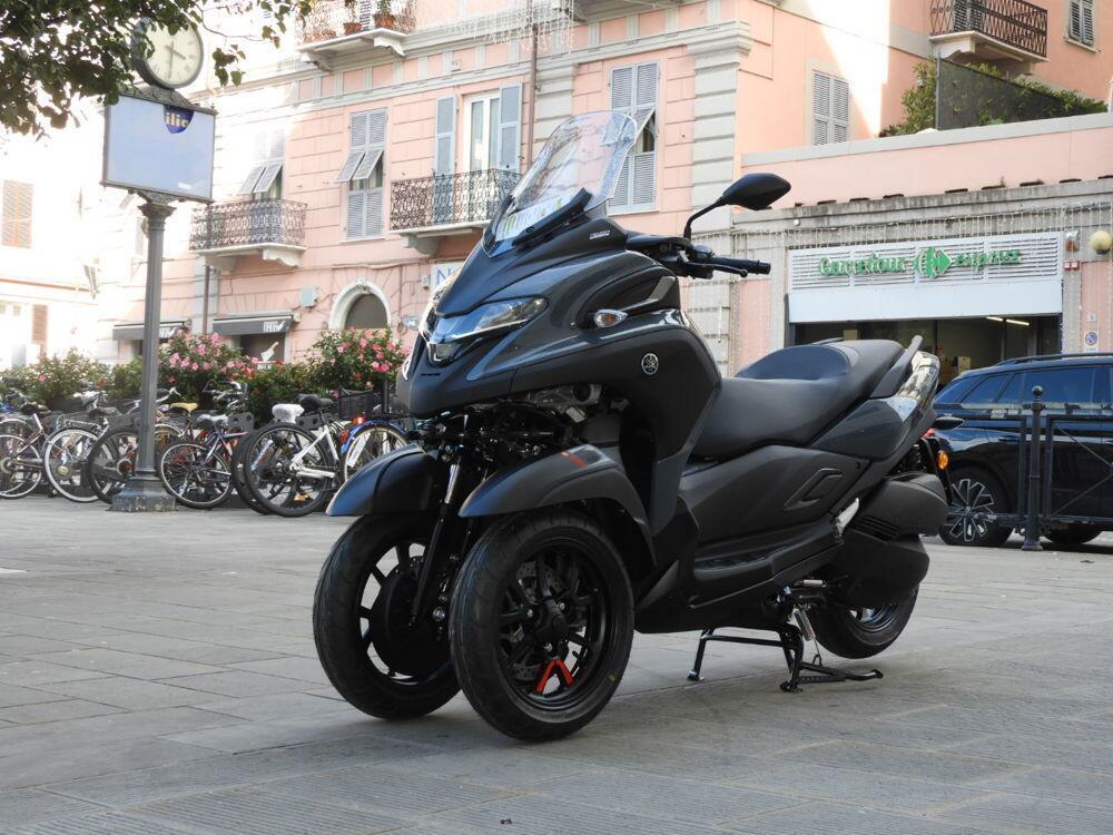 Yamaha Tricity 300 (2021 - 24) (4)