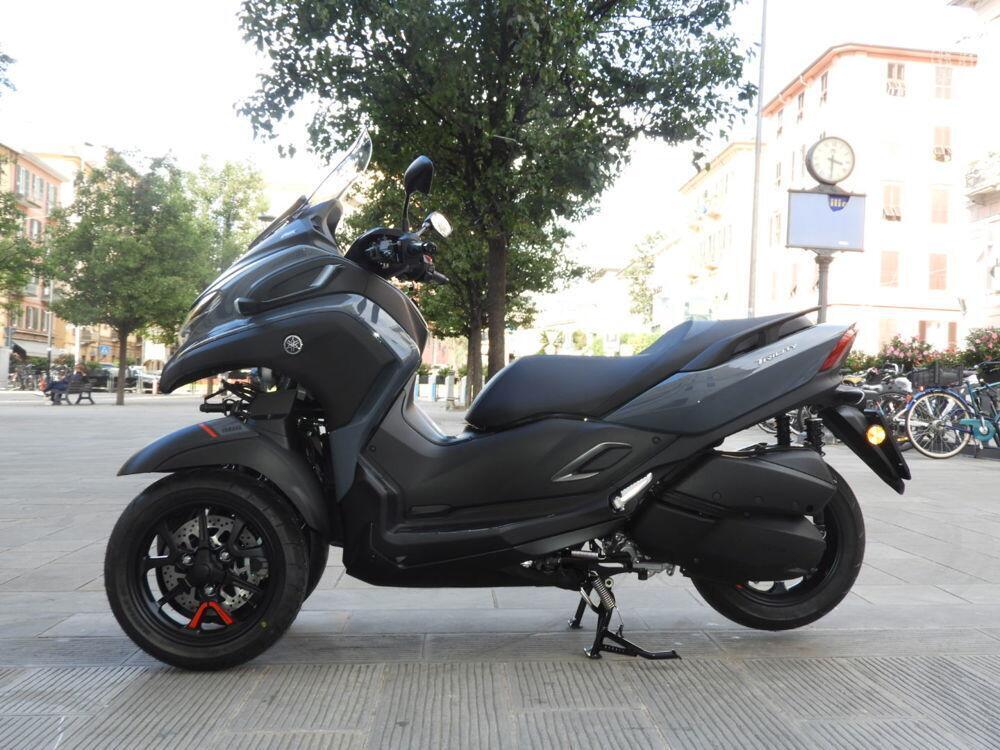 Yamaha Tricity 300 (2021 - 24) (5)