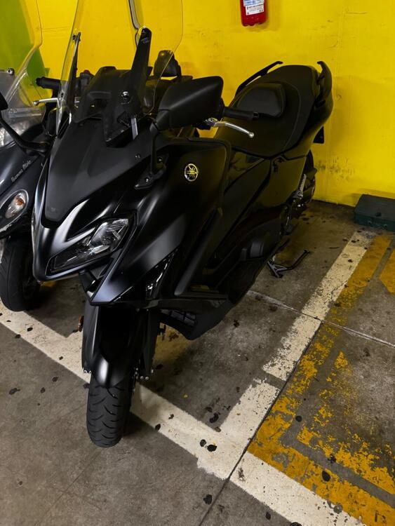 Yamaha T-Max 560 Tech Max (2022 - 24) (2)