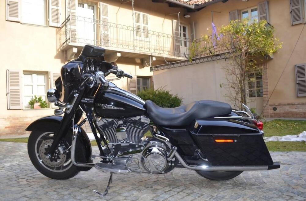 Harley-Davidson 1584 Street Glide (2007) - FLHX (5)