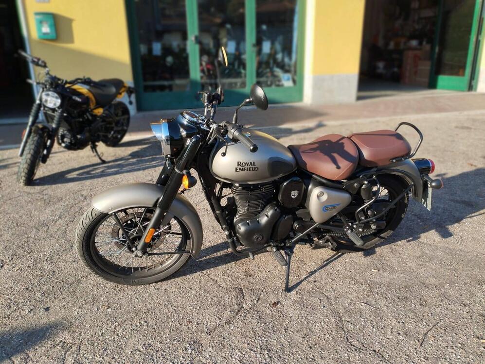 Royal Enfield Classic 350 (2021 - 24) (4)