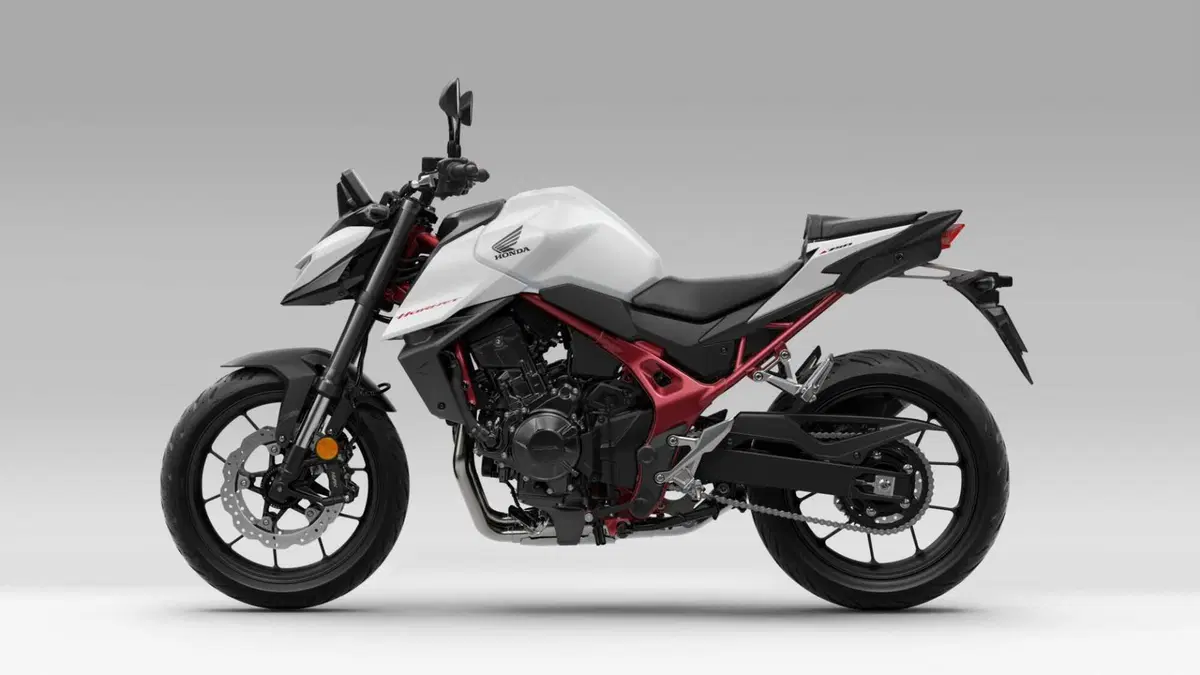 Honda CB 750 Hornet CB 750 Hornet (2025) (5)