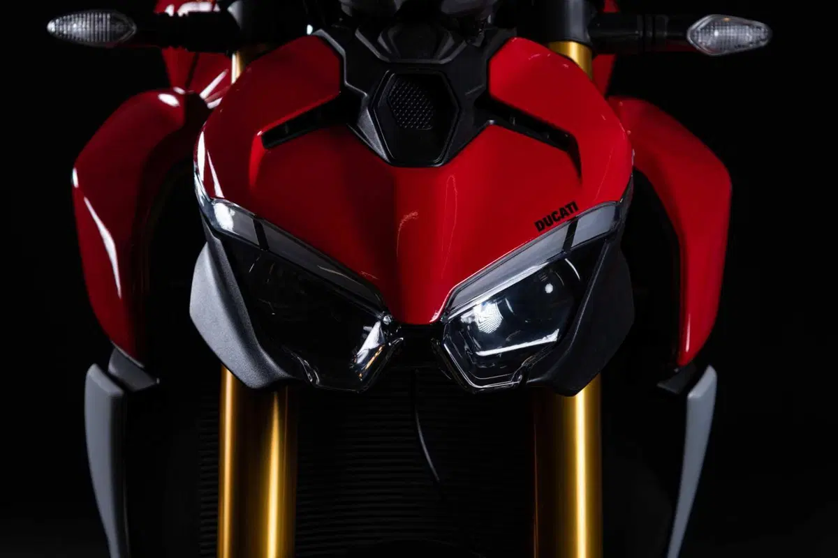 Eicma 2024: Ducati Streetfighter V2, 120 cv e tecnologia di alto livello (2)