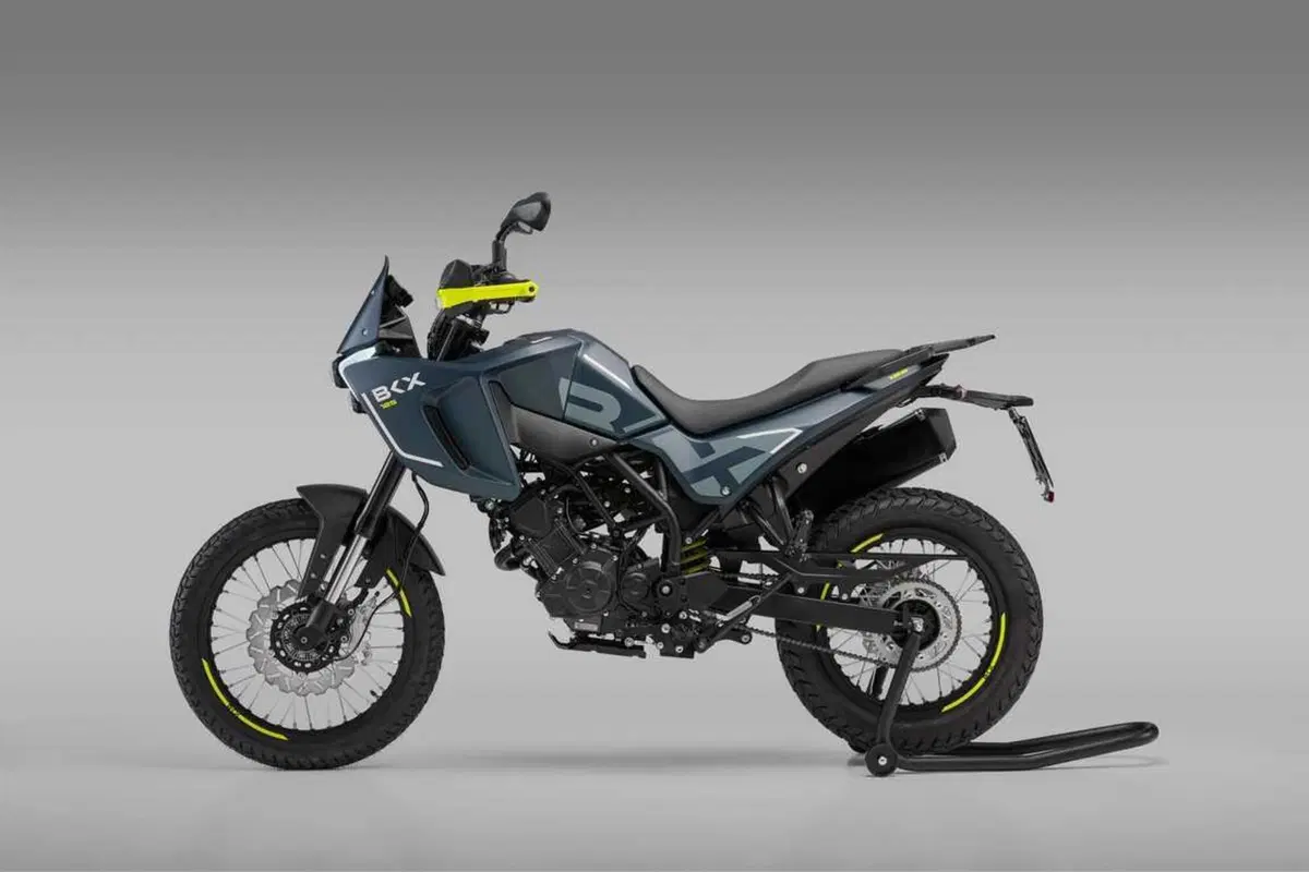 Le Benelli BKX 125 e BKX 300 a EICMA [VIDEO e GALLERY]