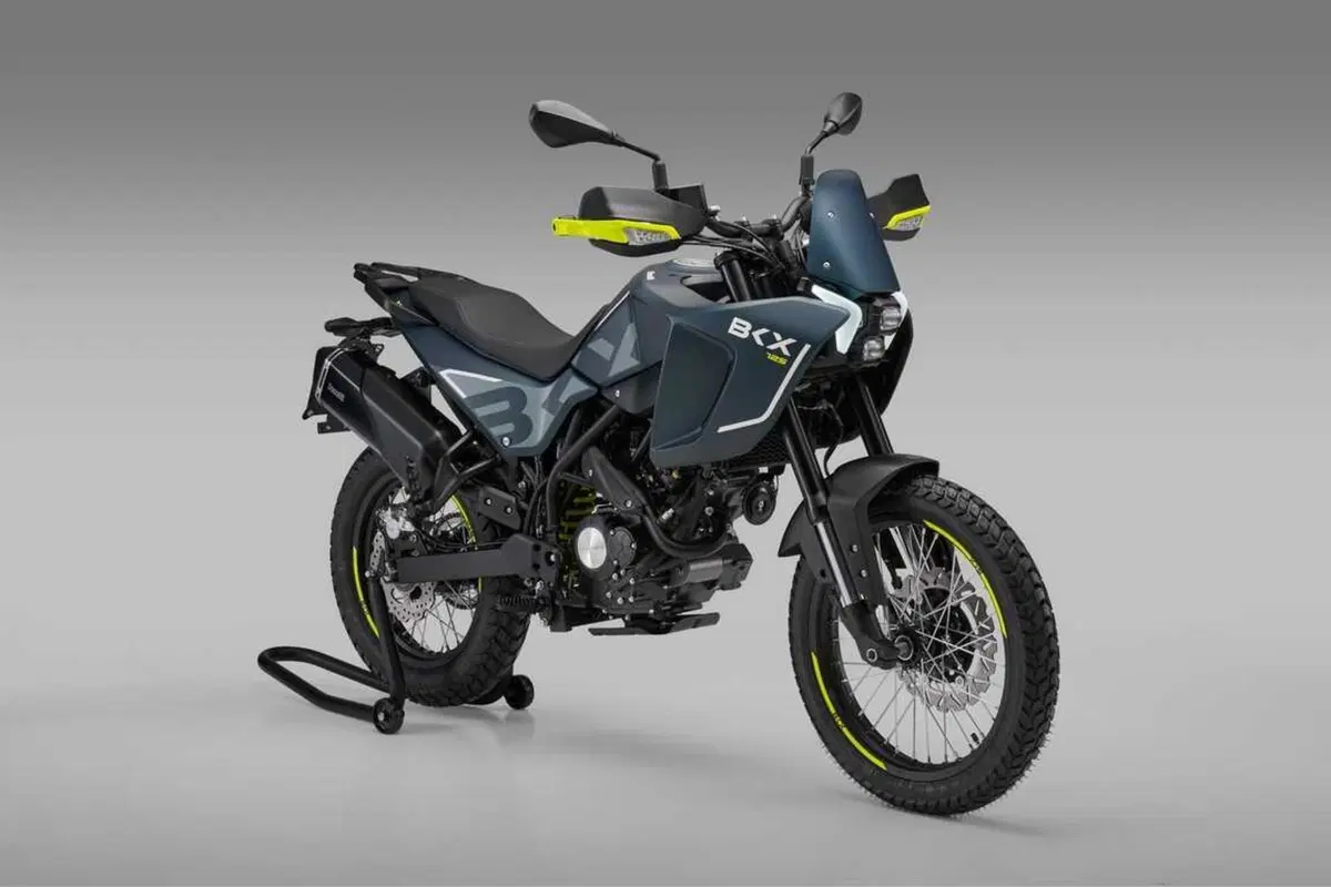 Le Benelli BKX 125 e BKX 300 a EICMA [VIDEO e GALLERY] (4)