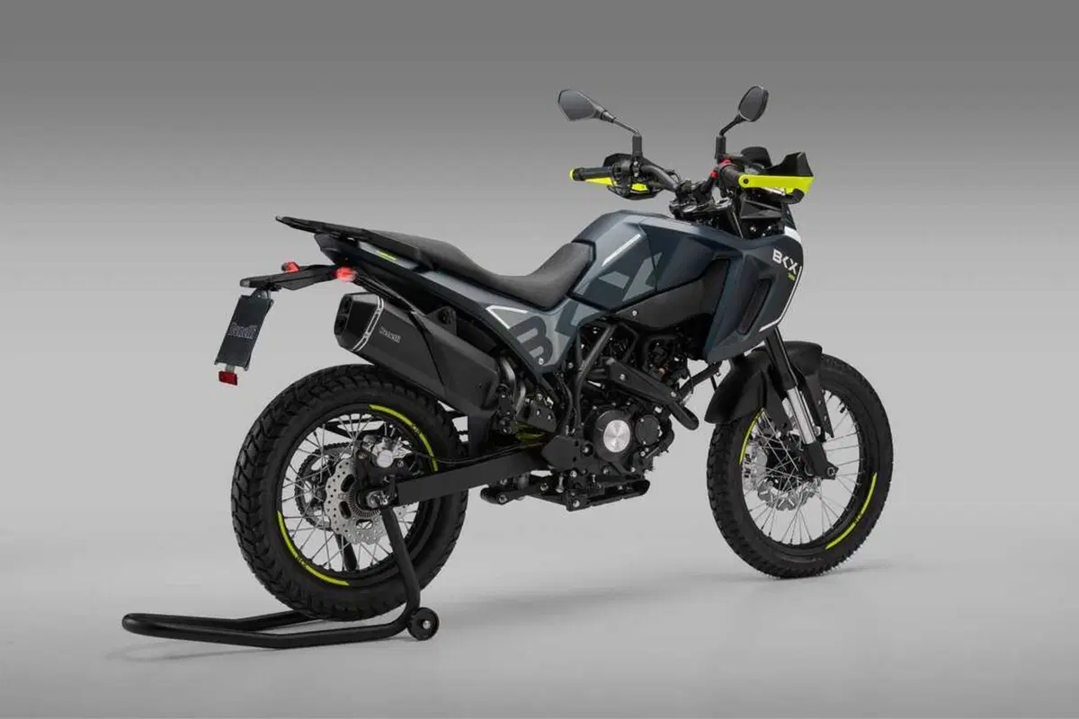 Le Benelli BKX 125 e BKX 300 a EICMA [VIDEO e GALLERY] (6)