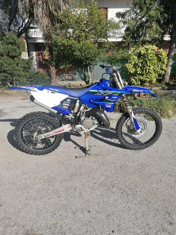 Yamaha YZ 125 (2016) (4)