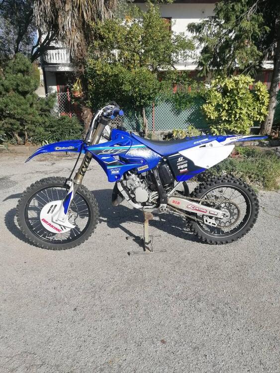 Yamaha YZ 125 (2016) (5)