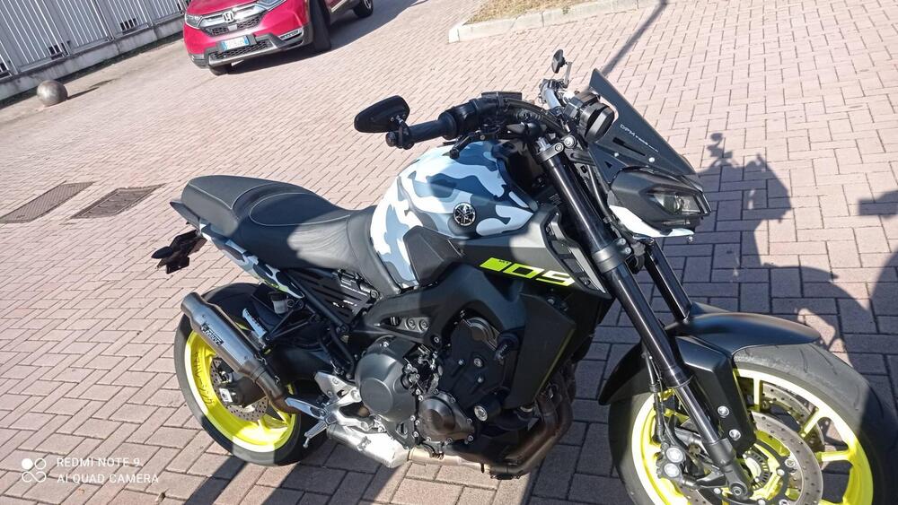 Yamaha MT-09 (2017 - 20) (2)