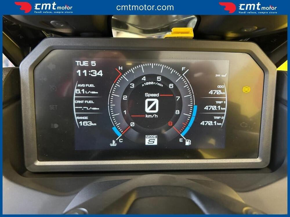 Yamaha T-Max 560 Tech Max (2021) (5)