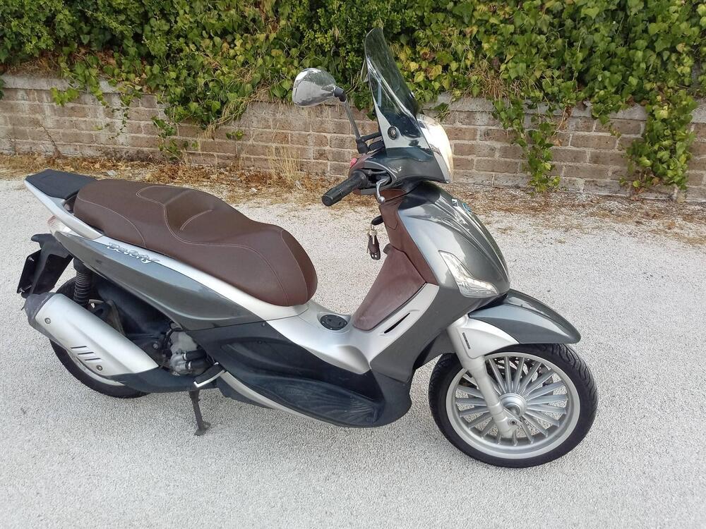 Piaggio Beverly 300 i.e. ABS-ASR (2016 - 20)