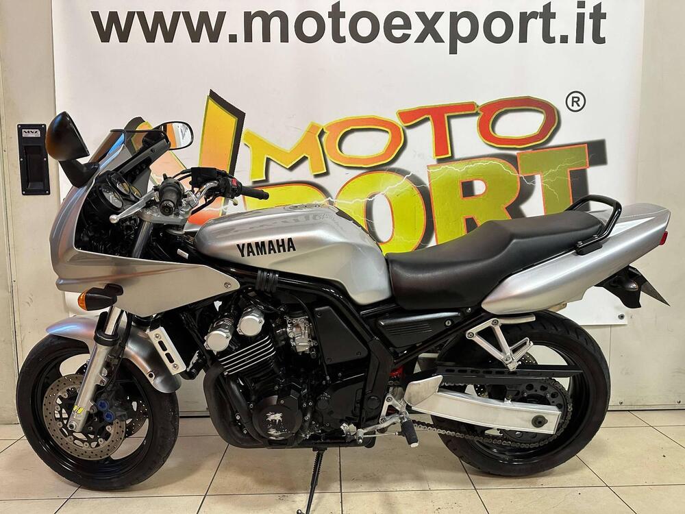 Yamaha FZS 600 Fazer (1998 - 01) (4)