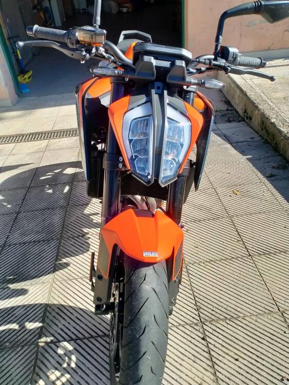 KTM 890 Duke (2021 - 23) (2)