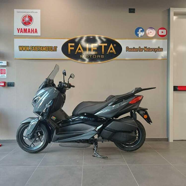 Yamaha X-Max 300 Tech Max (2020)