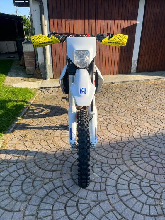 Husqvarna FE 250 Heritage (2023) (2)