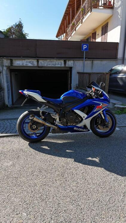 Suzuki GSX R 600 (2008 - 10) (4)