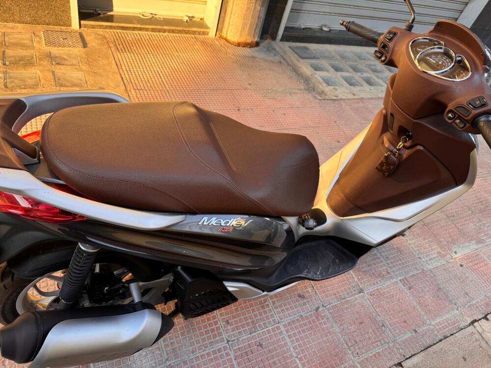 Piaggio Medley 125 ABS (2016 - 19) (5)