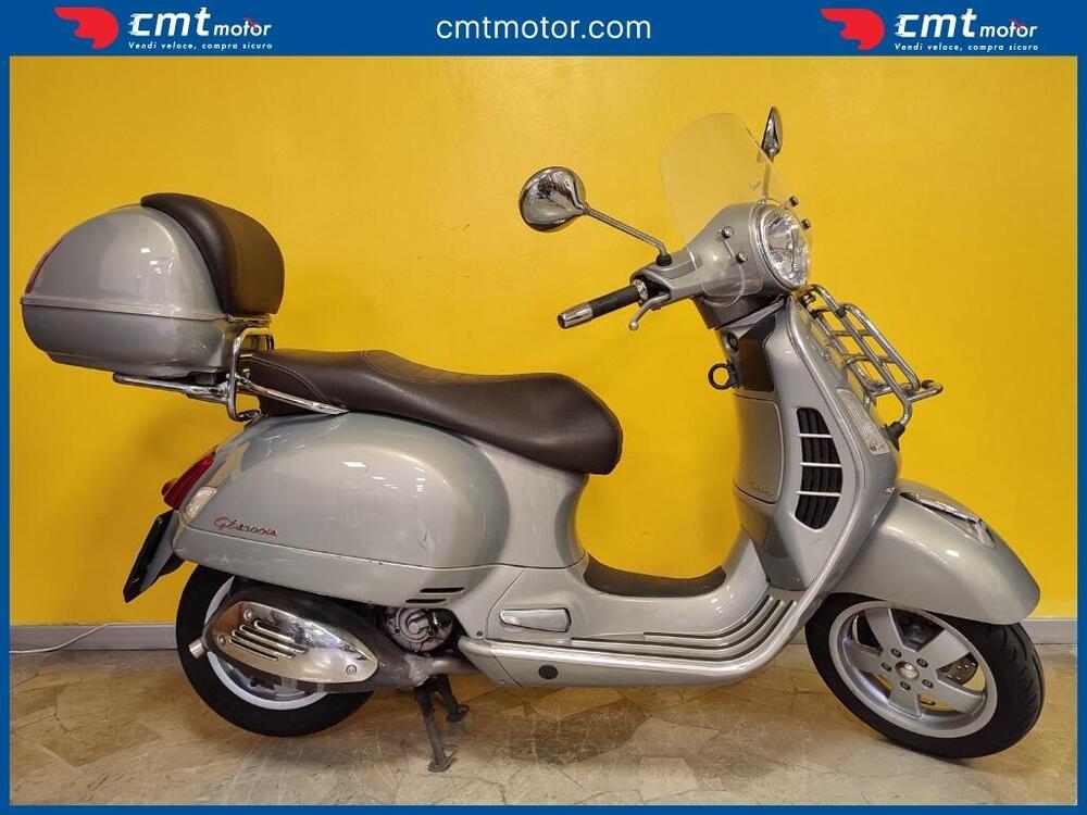 Vespa GTS 300 Touring (2010 - 13) (3)