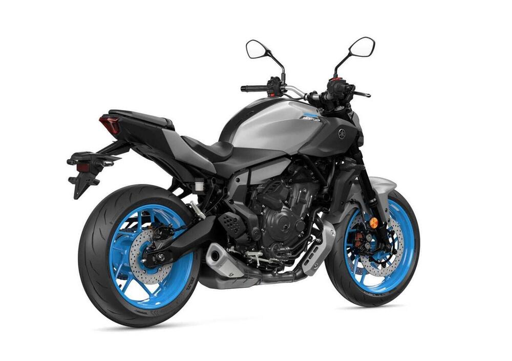 Yamaha MT-07 Y-AMT (2025) (3)