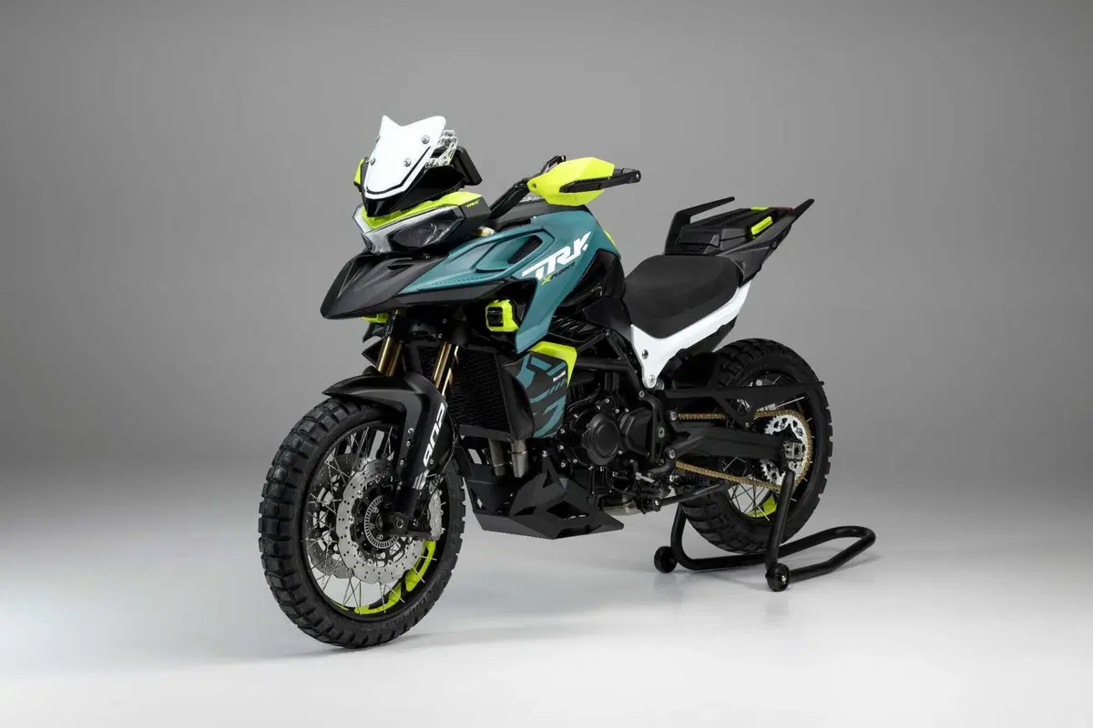 Benelli TRK 902 Xplorer Concept a EICMA 2024 [VIDEO & GALLERY] (5)