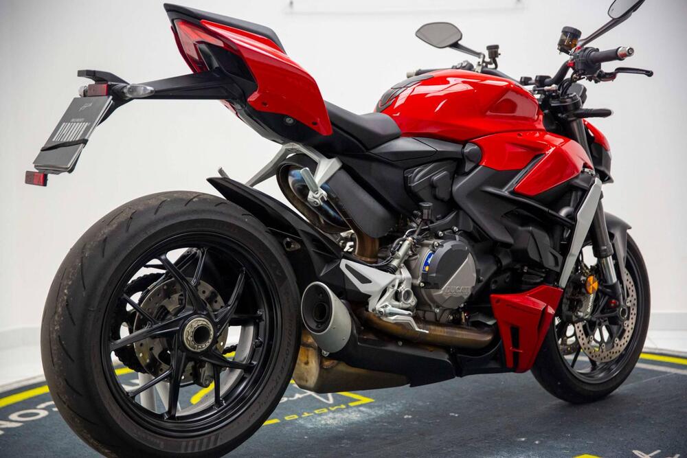 Ducati Streetfighter V2 (2022 - 24) (4)