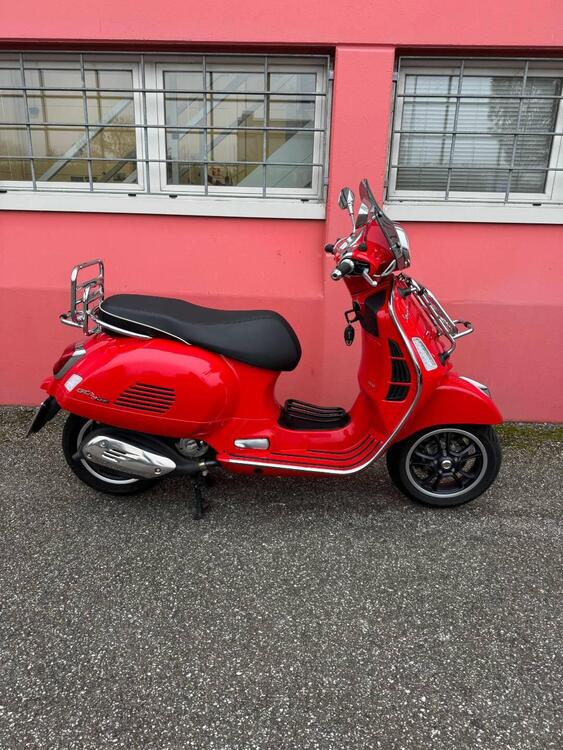 Vespa GTS 300 Super Hpe (2021 - 22)