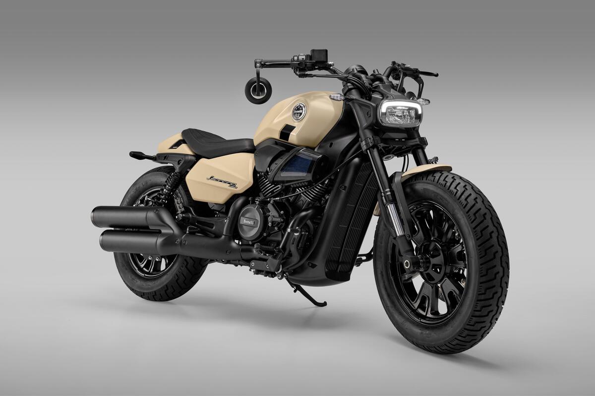 Benelli Leoncino Bobber 400 a EICMA 2024 [VIDEO & GALLERY] - Fiere e ...