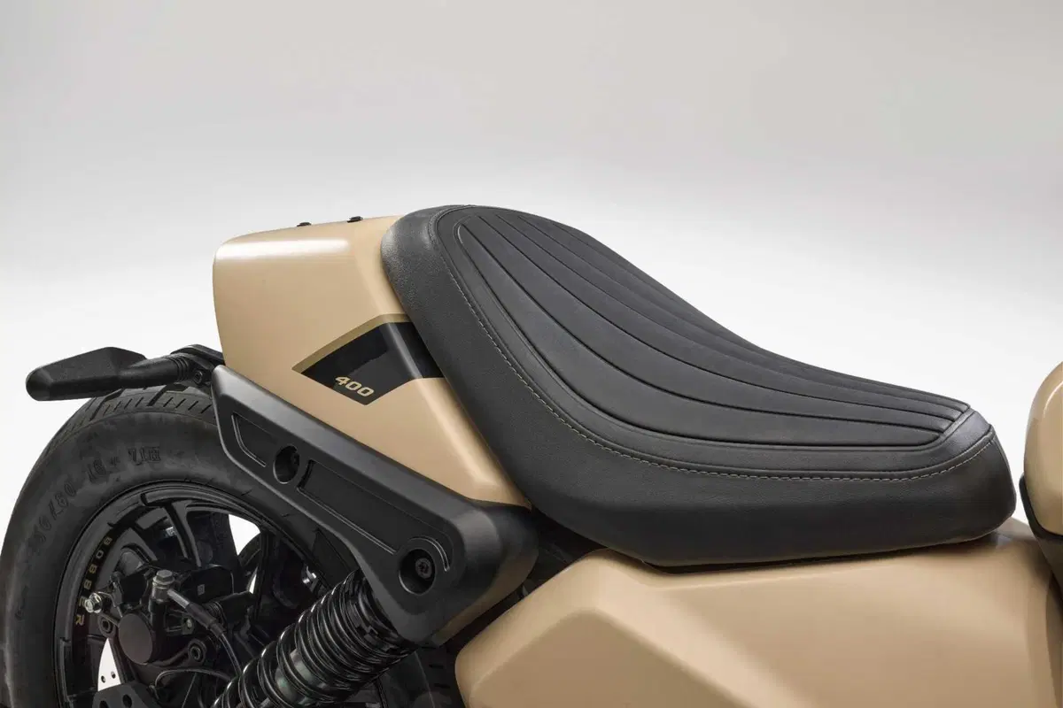 Benelli Leoncino Bobber 400 a EICMA 2024 (14)
