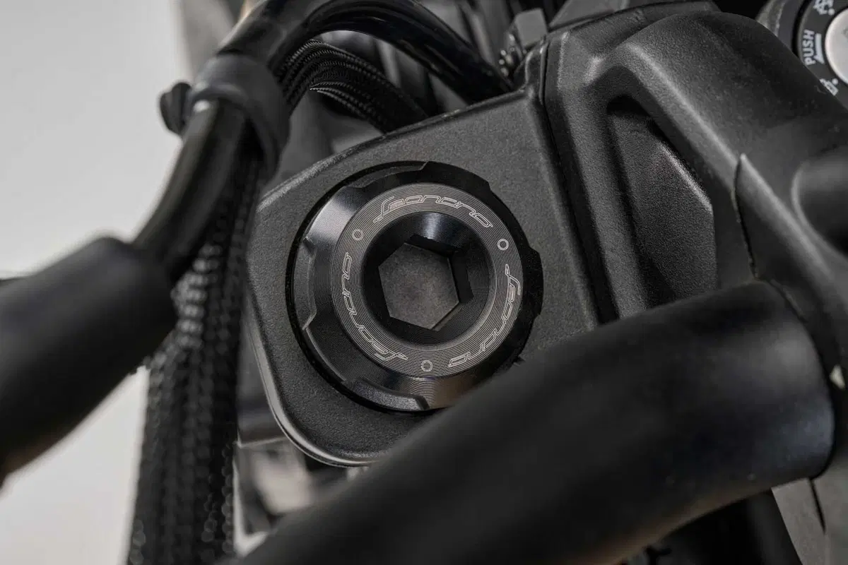 Benelli Leoncino Bobber 400 a EICMA 2024 (19)