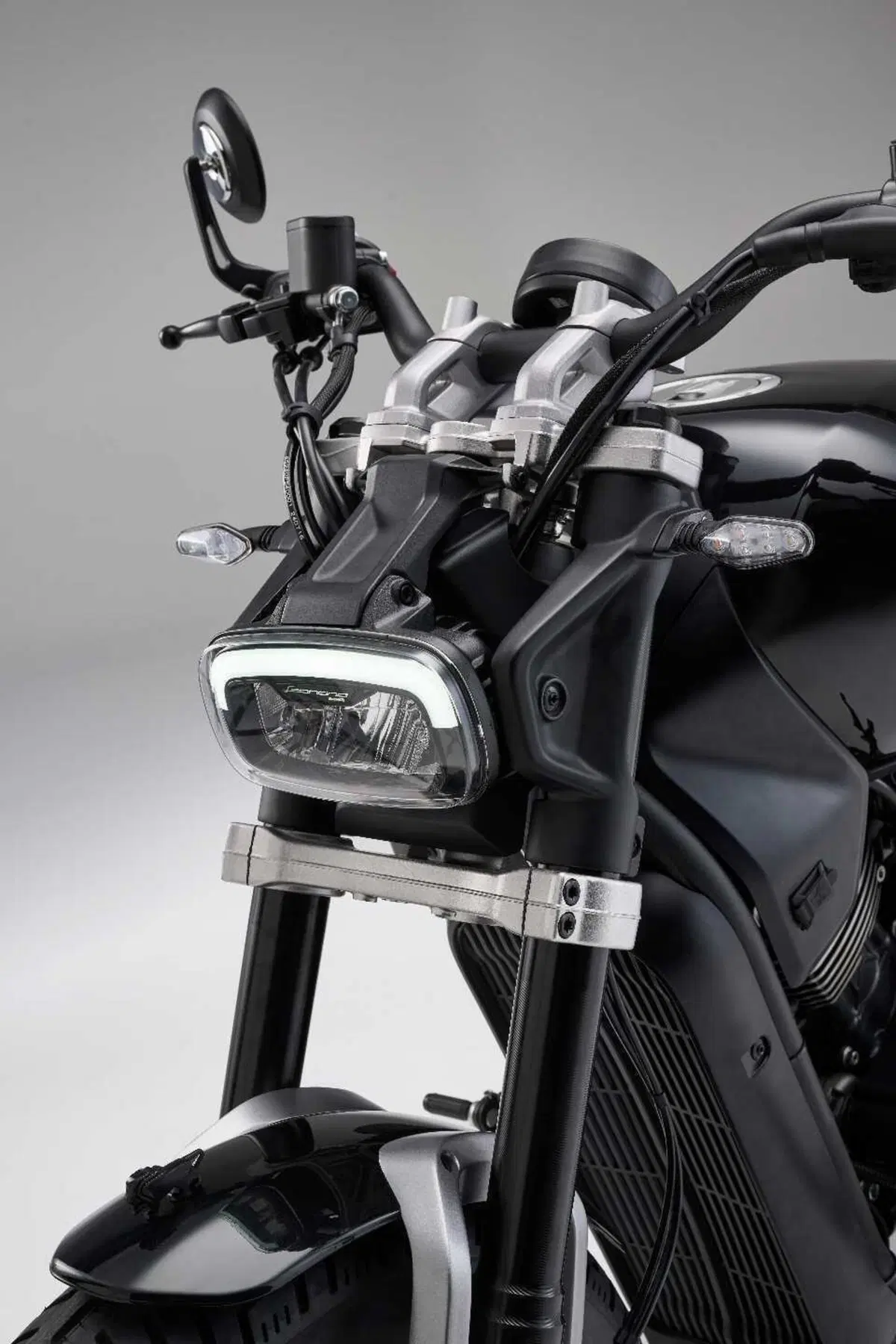 Benelli Leoncino Bobber 400 a EICMA 2024 (32)
