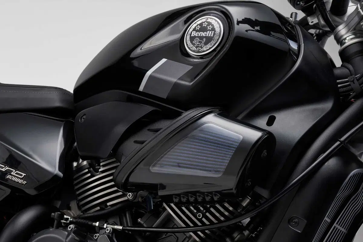 Benelli Leoncino Bobber 400 a EICMA 2024 (45)