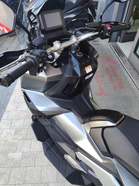 Honda X-ADV 750 DCT (2021 - 24) (4)