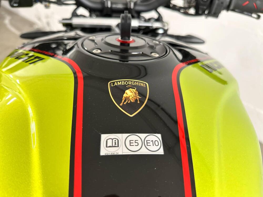 Ducati Streetfighter V4 Lamborghini (2023 - 24) (5)