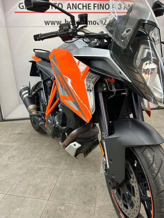 KTM 1290 Super Duke GT ABS (2016 - 18) (4)