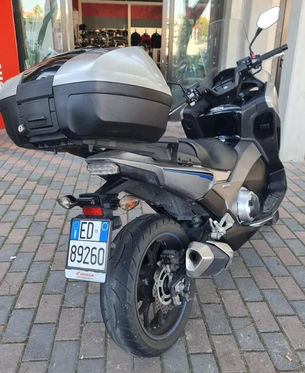 Honda Integra 750 DCT Sport (2017) (4)