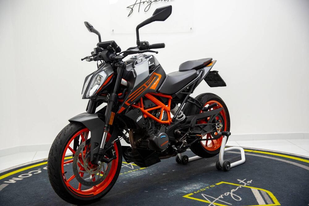 KTM 125 Duke (2021 - 23) (3)