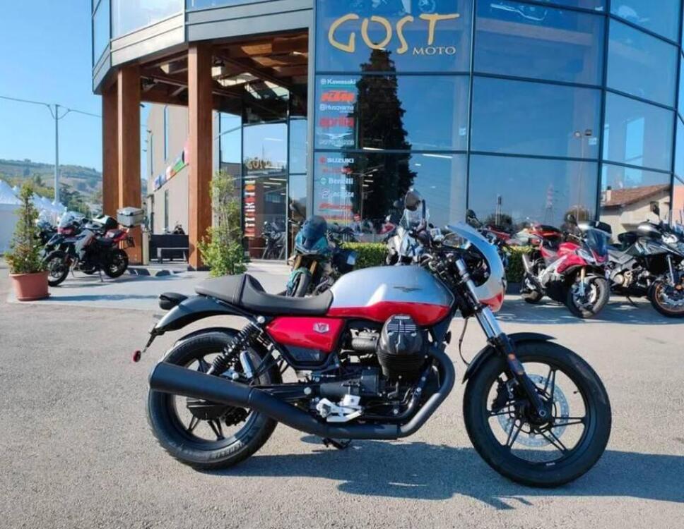 Moto Guzzi V7 Stone Corsa (2023 - 24)