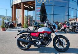 Moto Guzzi V7 Stone Corsa (2023 - 24) usata