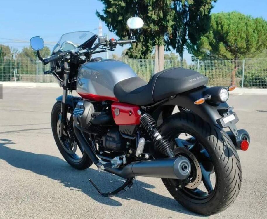 Moto Guzzi V7 Stone Corsa (2023 - 24) (4)