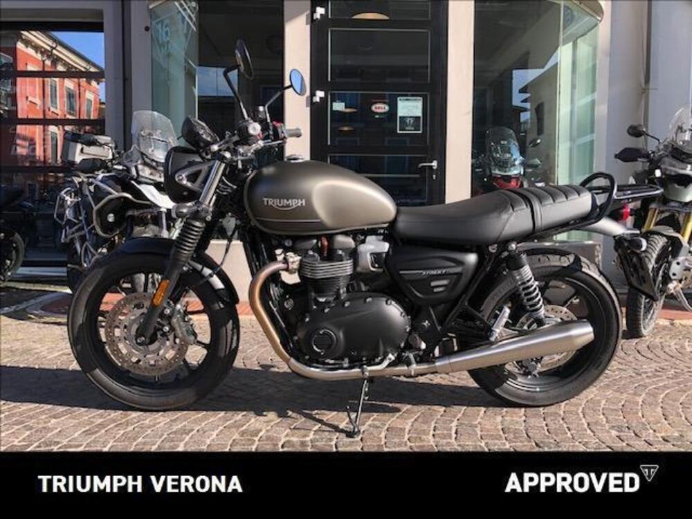 Triumph Street Twin 900 (2021 - 22)