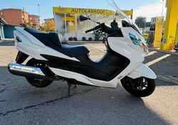 Suzuki Burgman AN 400 Lux ABS (2012 - 17) usata