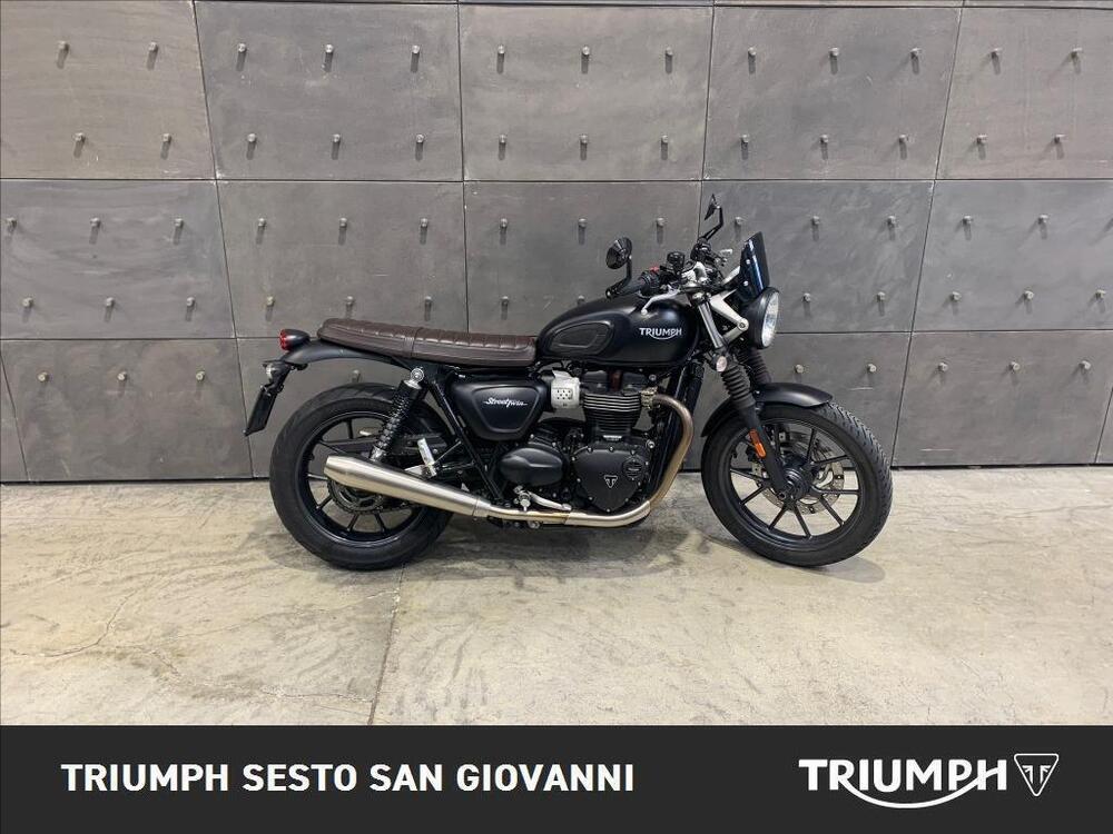 Triumph Street Twin 900 (2016) (3)