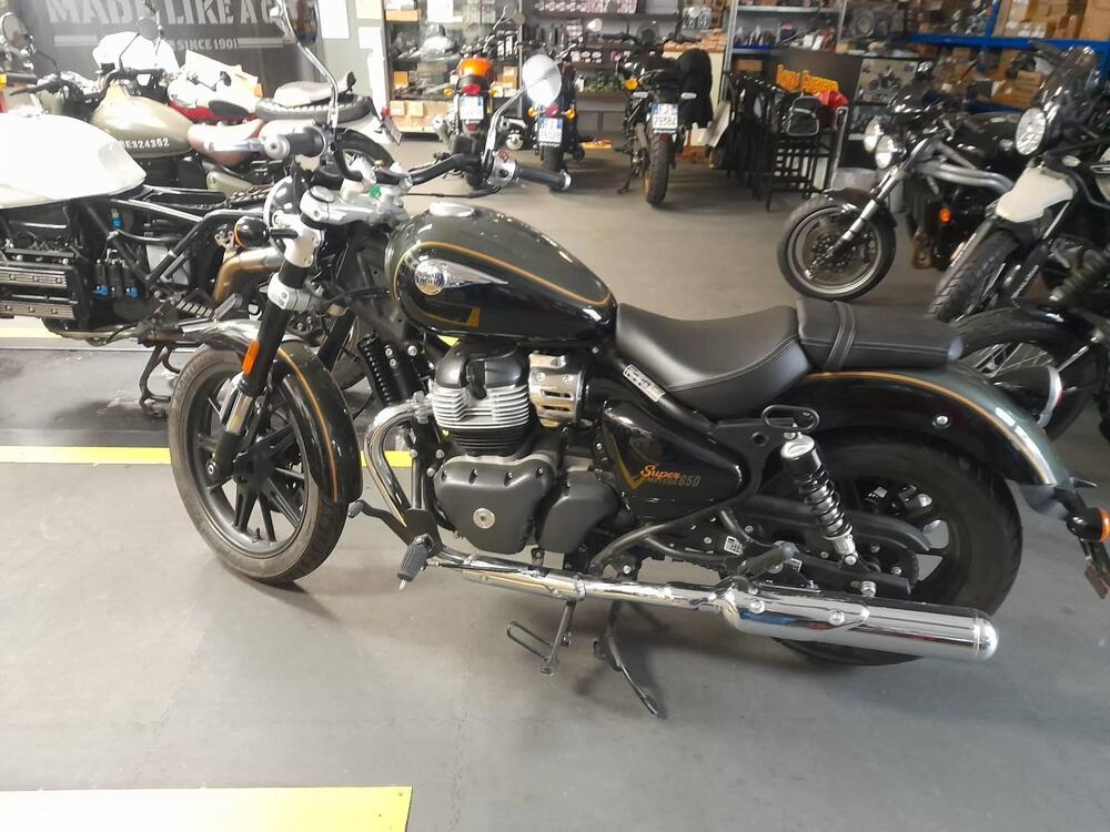 Royal Enfield Super Meteor 650 (2023 - 24) (2)