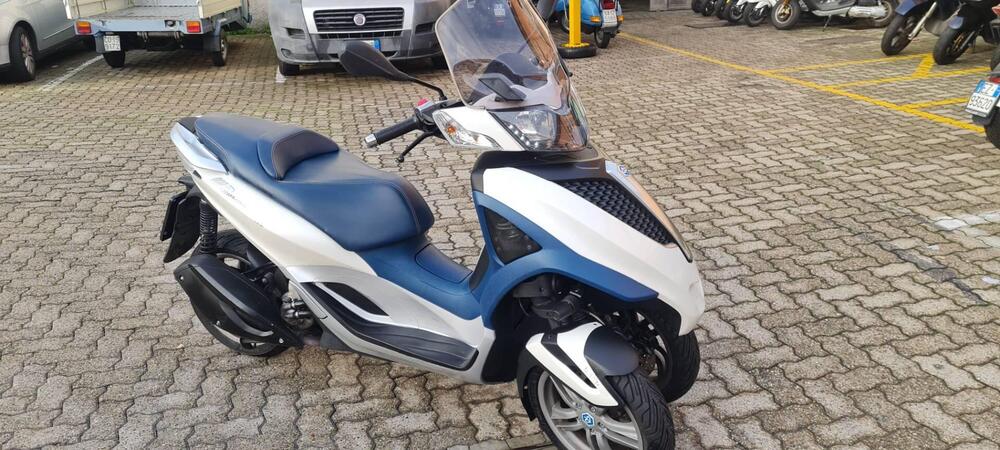 Piaggio Mp3 300 ie Yourban Sport ERL (2011 - 17) (4)