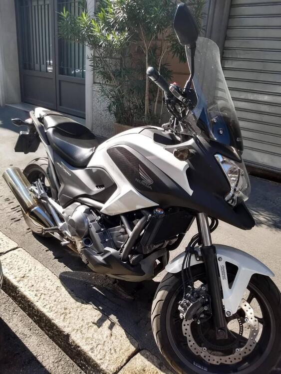 Honda NC700X DCT ABS (2011 - 13) (3)