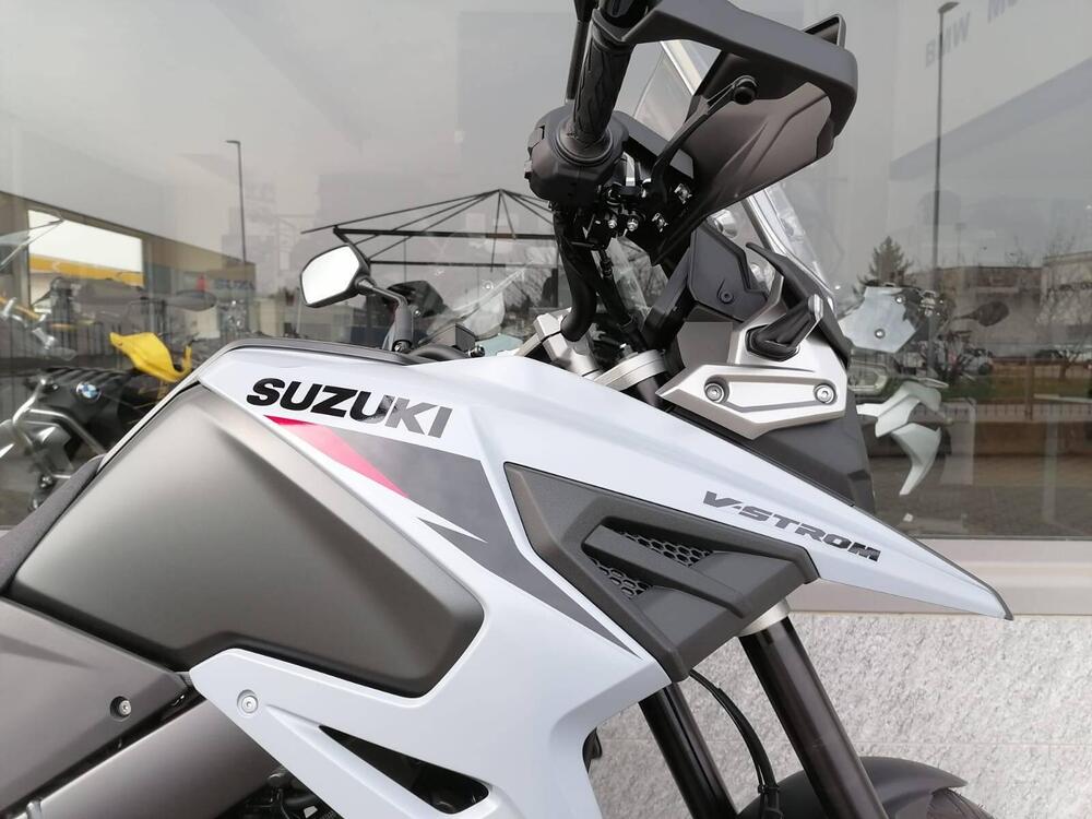 Suzuki V-Strom 1050SE (2023 - 24) (2)