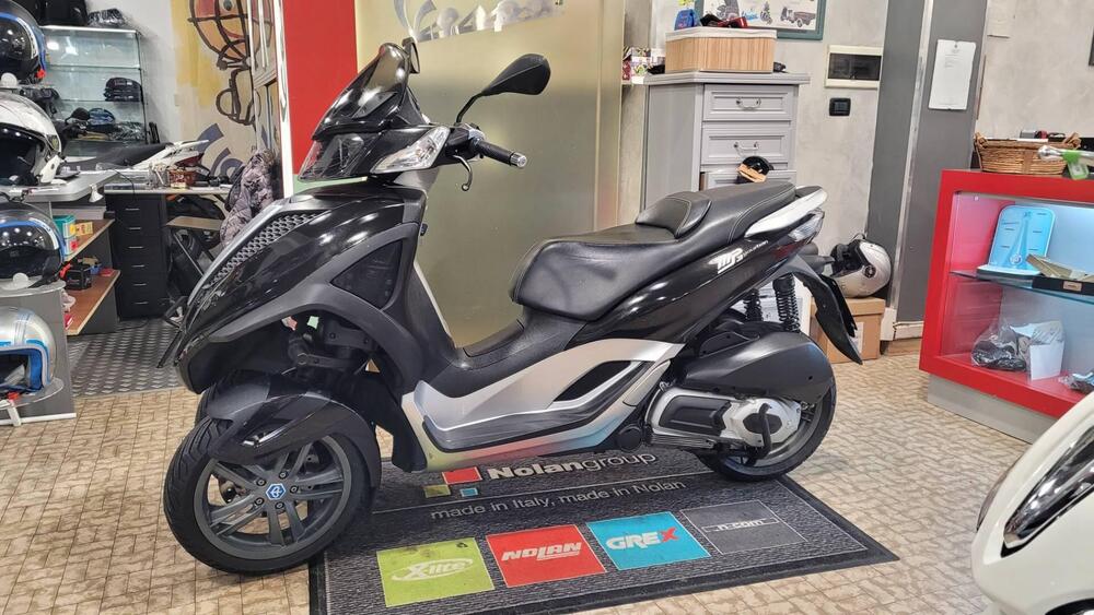 Piaggio Mp3 300 ie Yourban ERL (2011 - 17) (3)