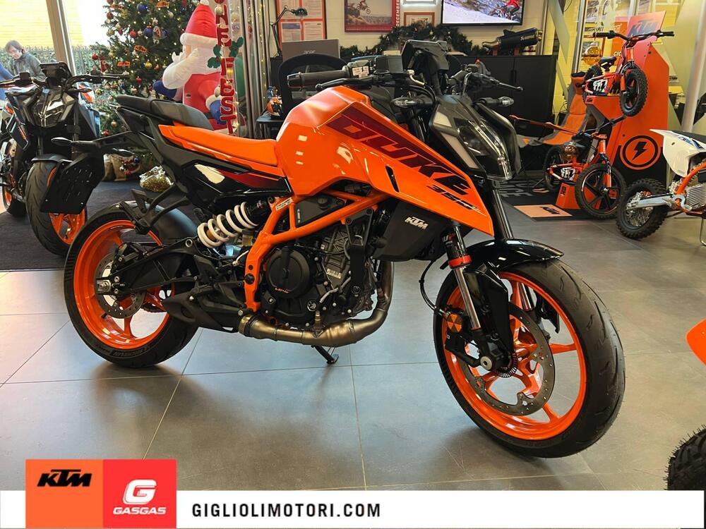 KTM 390 Duke (2024) (3)