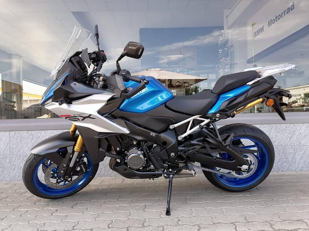 Suzuki GSX-S1000GX (2024)