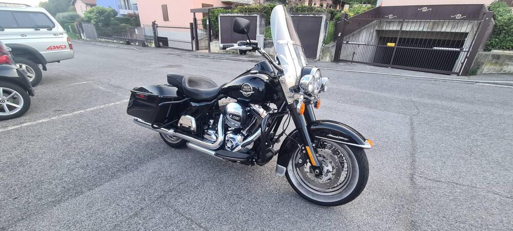 Harley-Davidson 1690 Road King (2013 - 16) - FLHR (5)